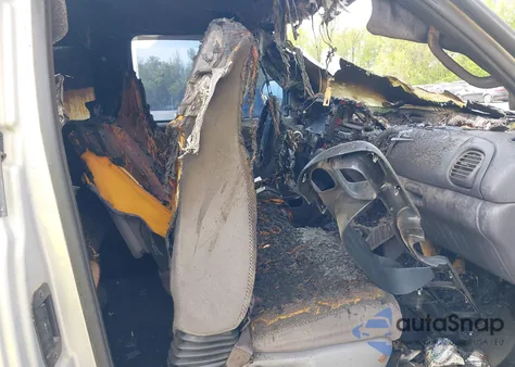 1998 Dodge Ram 1500 St из США, поврежденный, VIN 3B7HC13ZXWG243958